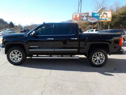 Used 2015 GMC Sierra 1500 SLT w/ SLT Crew Cab Value Package