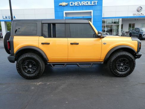 Certified 2022 Ford Bronco Wildtrak AWD/4WD image 4
