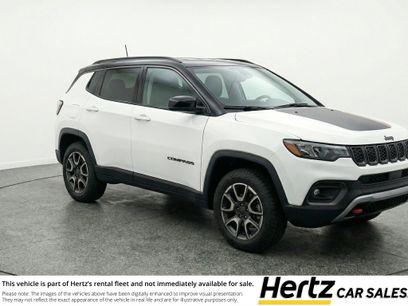 Used 2025 Jeep Compass Trailhawk
