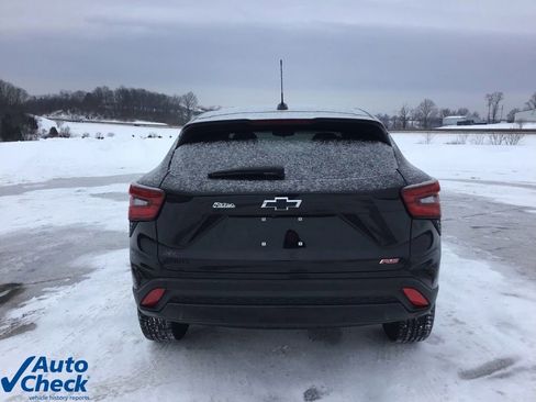 Used 2024 Chevrolet Trax RS w/ Driver Confidence Package image 4