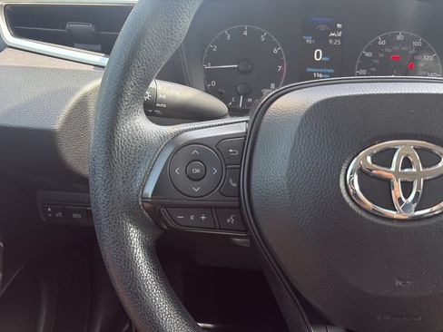 Used 2024 Toyota Corolla LE FWD image 19