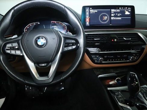 Certified 2023 BMW 530i xDrive w/ Premium Package AWD/4WD image 30