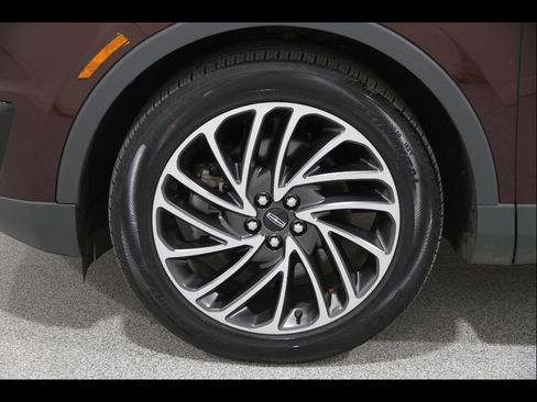 Used 2019 Lincoln Nautilus Reserve w/ Cargo Utility Package AWD/4WD image 24