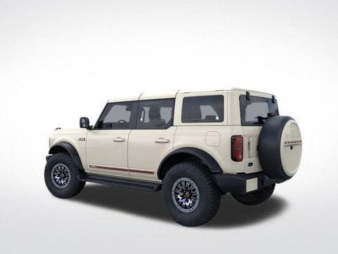 New 2026 Ford Bronco Outer Banks w/ Sasquatch Package AWD/4WD image 6