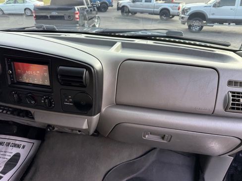 Used 2006 Ford F350 4x4 SuperCab Super Duty image 55