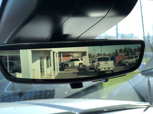 Used 2025 GMC Sierra 2500 Denali Ultimate image 28