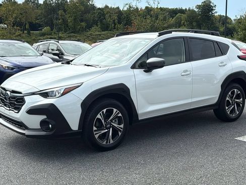 Certified 2024 Subaru Crosstrek 2.0i Premium AWD/4WD image 3