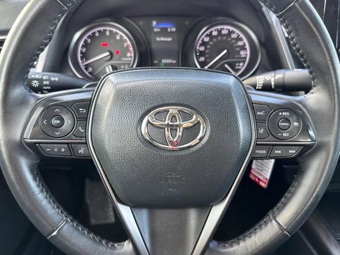 Used 2024 Toyota Camry SE image 14
