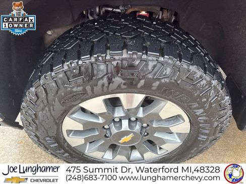 Used 2024 Chevrolet Silverado 2500 LT AWD/4WD image 10
