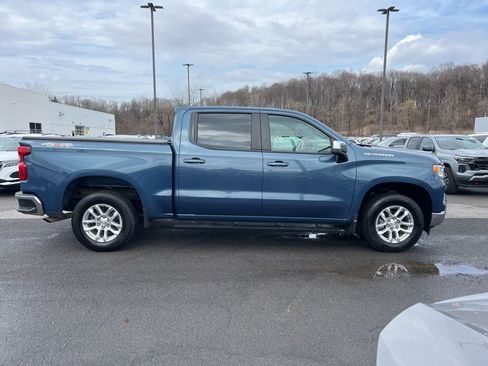 Used 2024 Chevrolet Silverado 1500 LT AWD/4WD image 3