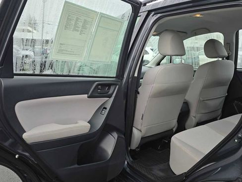 Used 2015 Subaru Forester 2.5i w/ Alloy Wheel Package image 15