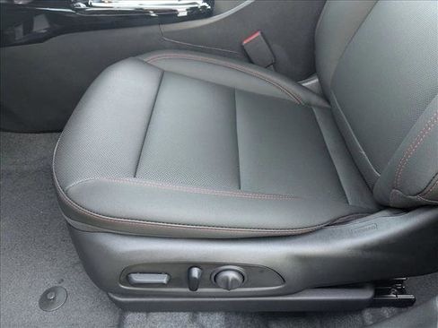 New 2026 Chevrolet Trax RS FWD image 4