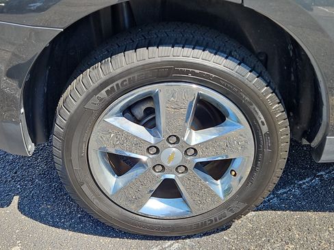 Used 2013 Chevrolet Equinox LTZ FWD image 6