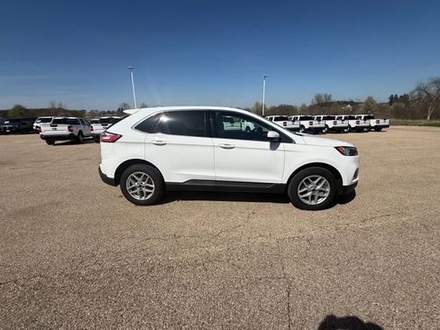 Used 2024 Ford Edge SEL w/ Convenience Package AWD/4WD image 8