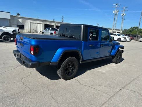 Used 2023 Jeep Gladiator Sport AWD/4WD image 19