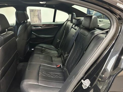 Used 2021 BMW 540i xDrive w/ Premium Package image 21