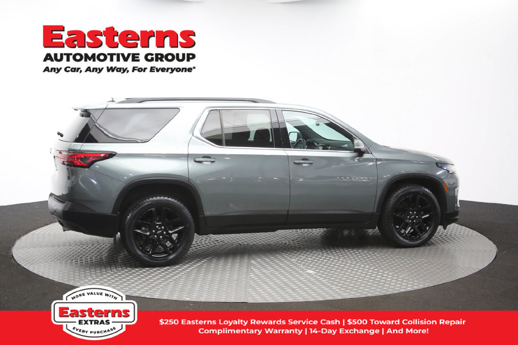 Used 2023 Chevrolet Traverse LT AWD/4WD image 47