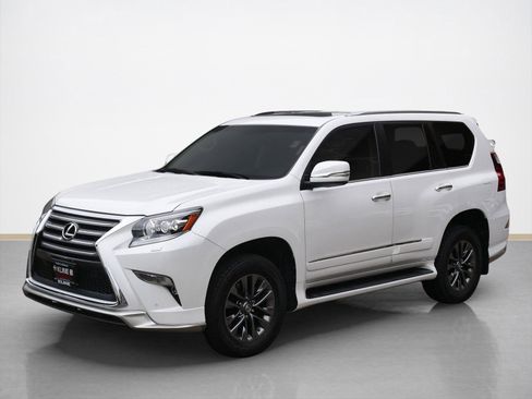 Used 2018 Lexus GX 460 image 7