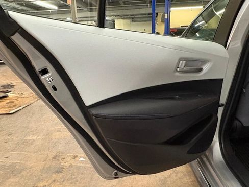 Used 2020 Toyota Corolla SE image 25