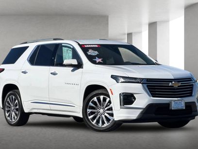 Used 2023 Chevrolet Traverse Premier