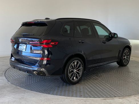 New 2026 BMW X5 M60i w/ Executive Package image 8