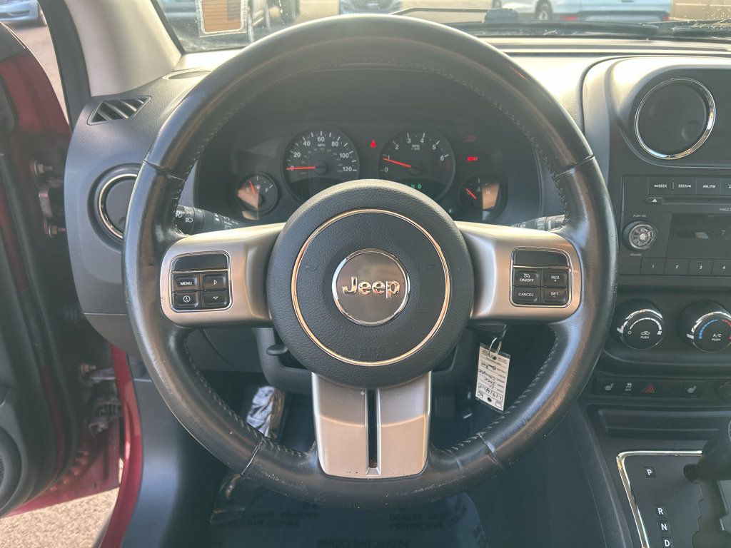 Used 2011 Jeep Compass Sport FWD image 13