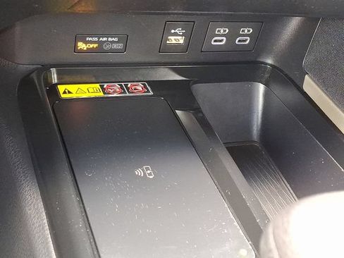 Used 2025 Toyota Camry LE FWD image 19