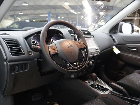 New 2026 Mitsubishi Outlander Sport LE AWD/4WD image 5