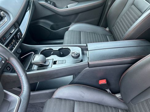 Used 2025 Nissan Rogue Rock Creek w/ Rock Creek Premium Package AWD/4WD image 32