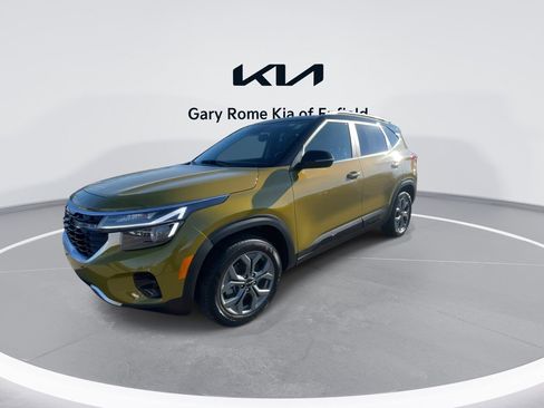 Certified 2024 Kia Seltos S image 4