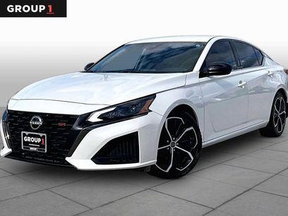 Used 2023 Nissan Altima 2.5 SR