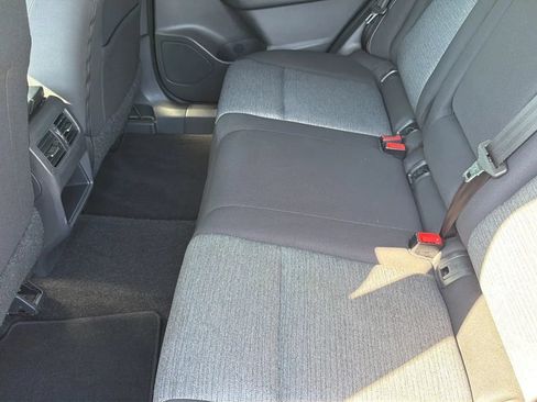 Used 2021 Nissan Rogue S FWD image 19