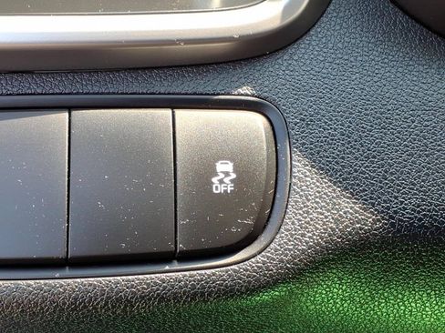 Used 2020 Kia Sorento L FWD image 24