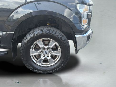 Used 2015 Ford F150 XLT w/ Equipment Group 301A Mid AWD/4WD image 32