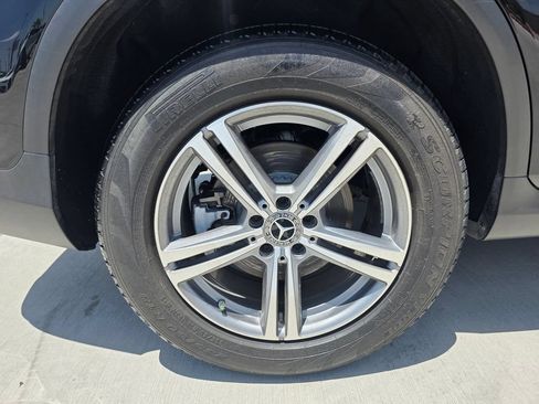 Certified 2021 Mercedes-Benz GLC 300 image 9