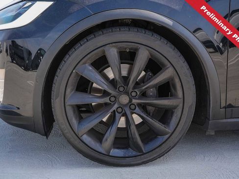 Used 2018 Tesla Model X 75D AWD/4WD image 11