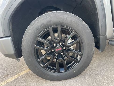 Used 2020 GMC Sierra 1500 Elevation w/ Elevation Value Package image 24