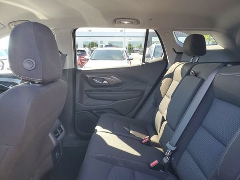 Certified 2023 GMC Terrain SLE w/ Driver Convenience Package AWD/4WD image 10