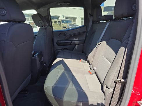 Used 2023 Chevrolet Colorado Trail Boss w/ Advanced Trailering Package AWD/4WD image 15