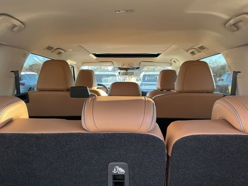 New 2026 INFINITI QX80 Luxe w/ Cargo Package AWD/4WD image 36