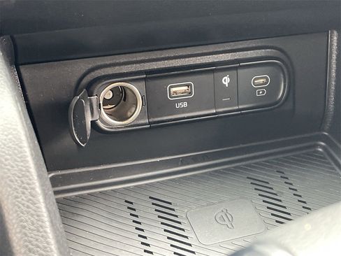 Certified 2025 Kia Sportage EX w/ Premium Package image 27