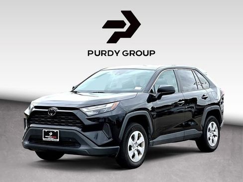 Used 2024 Toyota RAV4 LE FWD image 4