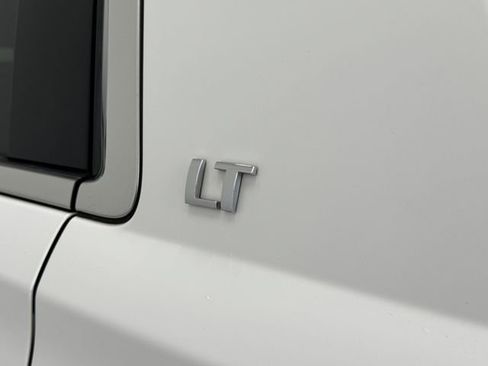 Used 2018 Chevrolet Tahoe LT image 37