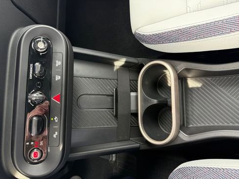 Certified 2026 MINI Cooper S FWD image 32