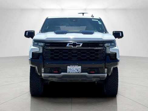 Used 2023 Chevrolet Silverado 1500 ZR2 w/ Technology Package AWD/4WD image 8