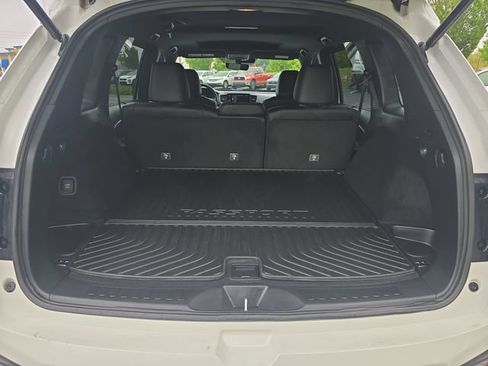 Used 2023 Honda Passport TrailSport image 12