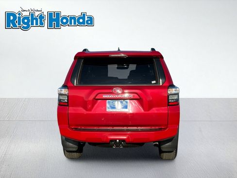 Used 2024 Toyota 4Runner SR5 AWD/4WD image 7