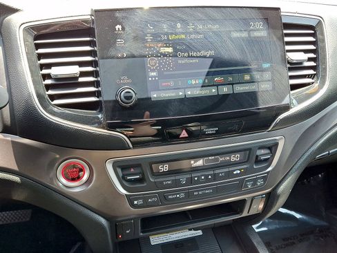 Used 2022 Honda Passport EX-L image 14