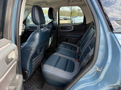 Used 2022 Ford Bronco Sport Outer Banks w/ Tech Package AWD/4WD image 5