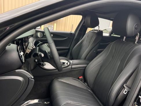 Used 2018 Mercedes-Benz E 300 E 300 image 14